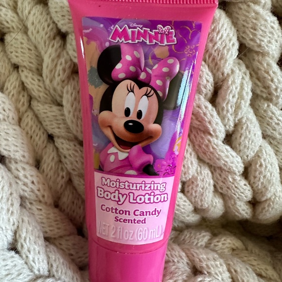 TY Sparkle Minnie Mouse Disney plus Body Lotion - Picture 4 of 5